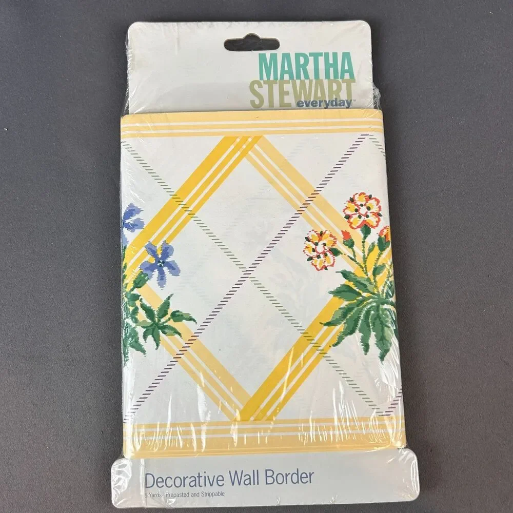 Martha Stewart Wallpaper Border Primula Floral 25 Yard NOS Cottagecore
